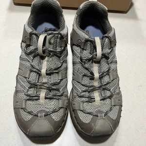 Merrell hiking shoes size 7.5